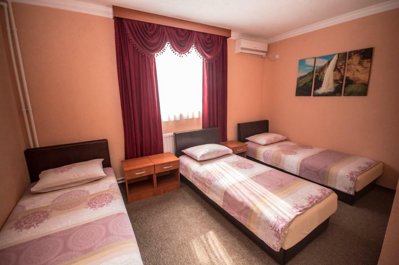 Hotel Drumski Raj Svilajnac Exteriör bild