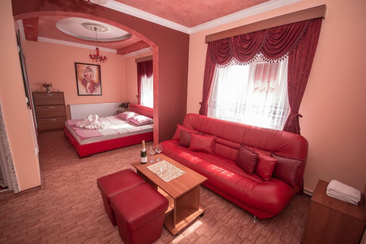 Hotel Drumski Raj Svilajnac Exteriör bild